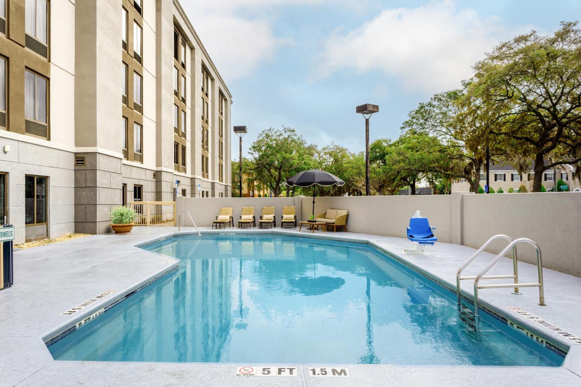 Hampton Inn Jacksonville - I-95 Central Dış mekan fotoğraf
